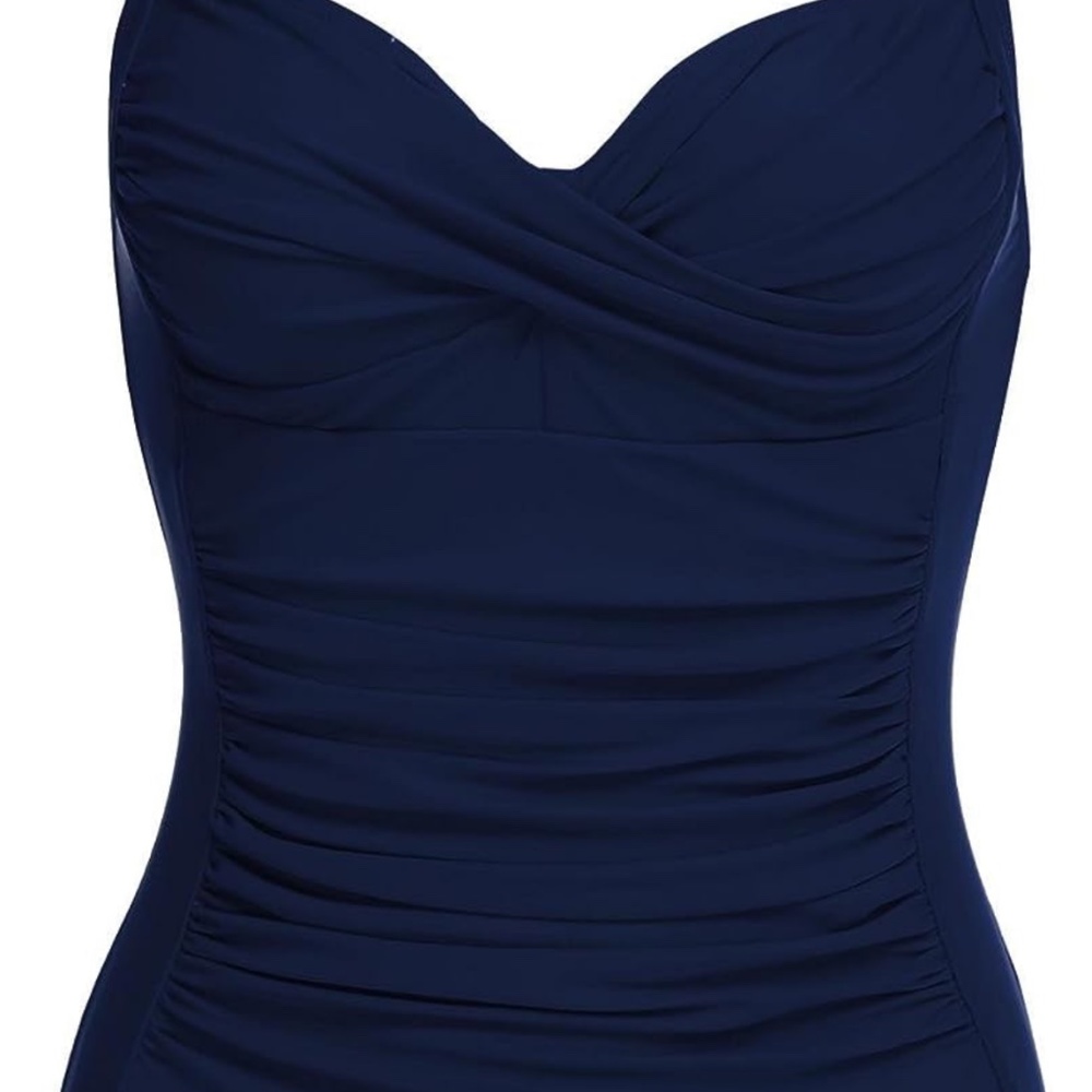 Ekouaer Women's One Piece Swimsuit Ruched Tummy Control Bathing Suits Vintage Re